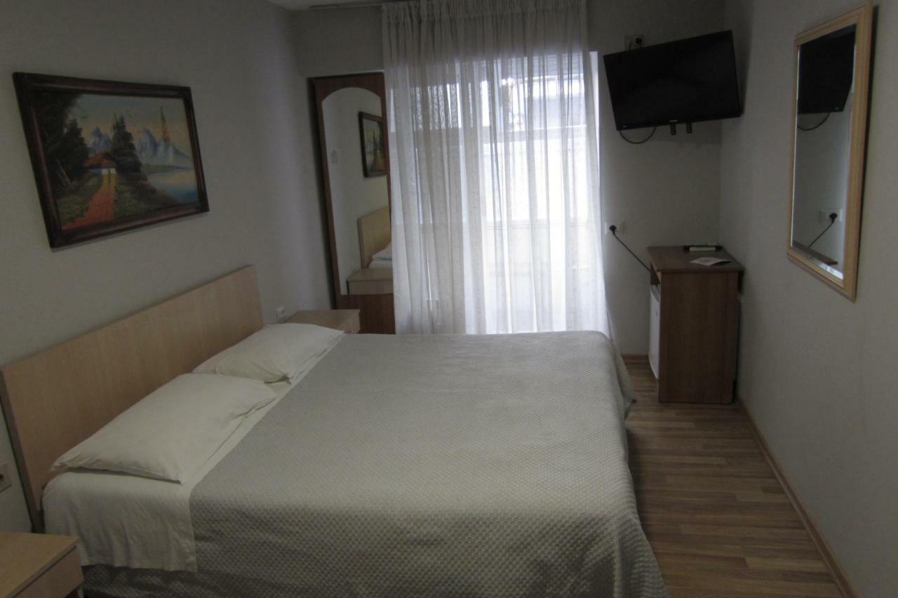 Salku Serviced Rooms Tirana Zewnętrze zdjęcie